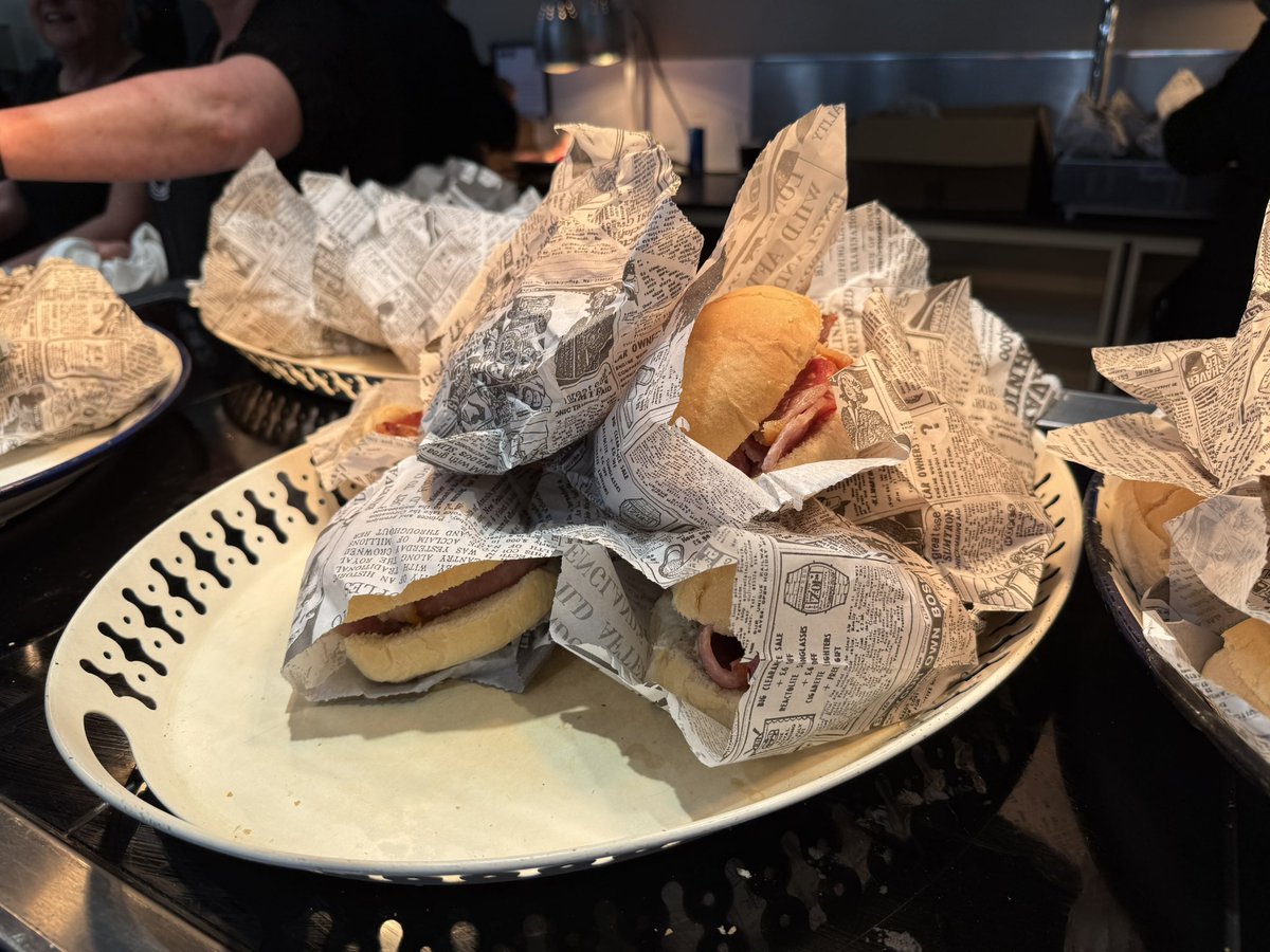 Lunchtime already! If you are feeling peckish why not grab yourself a FREE bacon roll to give you some extra energy for walking round the show. If bacon isn’t your thing, we have some free t-shirts too, which will give you a cool energy instead 😎