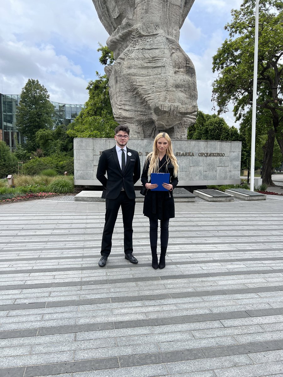 Jako opolscy działacze <a href="/KONFEDERACJA_/">Konfederacja</a> jesteśmy właśnie po ostatniej konferencji prasowej przed ciszą wyborczą. 
#Mentzen2025 🇵🇱