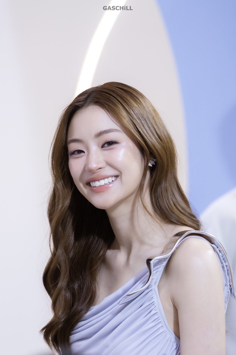 คุณหนูณัชชา  ☺️

#MiuNatsha
#LenaMiu #ลีน่าหมิว