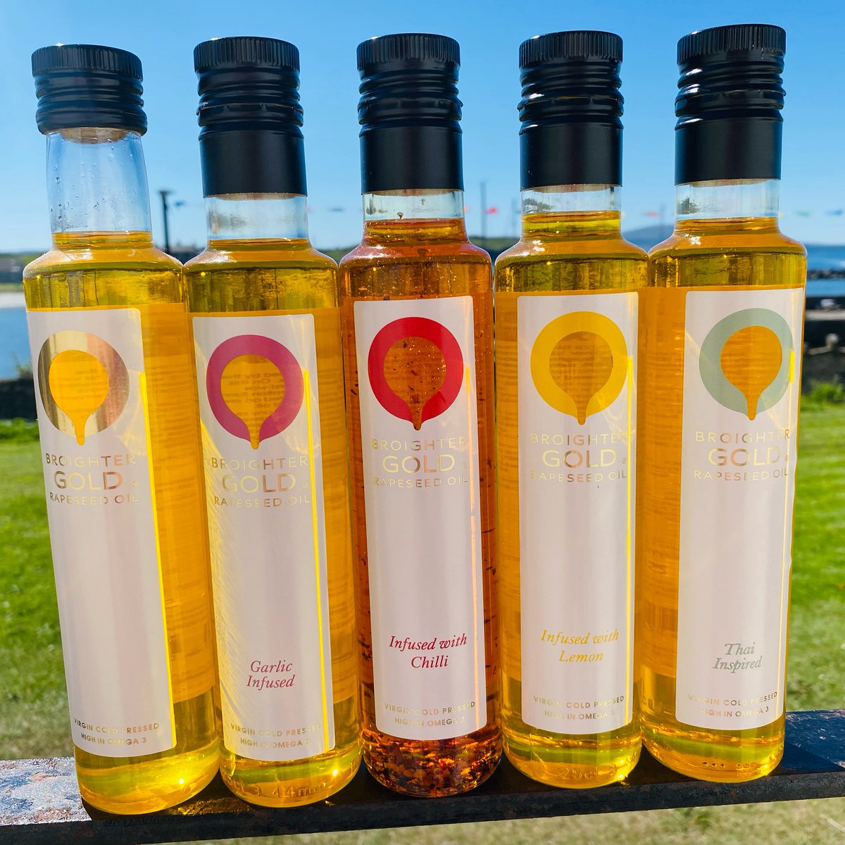 Rathlin Co-operative (@rathlinshop) on Twitter photo Stocked up again with these delicious oils from <a href="/broightergold/">#RapeseedOil🐝🌾🚜</a> ☀️❤️
#rapeseedoil #rapeseed #infusedoil #thaiinfused #chilliinfuses #garlicinfused #lemoninfused #shoplocal #supportlocal #islandshop #islandcooperative #rathlinisland Stocked up again with these delicious oils from <a href="/broightergold/">#RapeseedOil🐝🌾🚜</a> ☀️❤️
#rapeseedoil #rapeseed #infusedoil #thaiinfused #chilliinfuses #garlicinfused #lemoninfused #shoplocal #supportlocal #islandshop #islandcooperative #rathlinisland