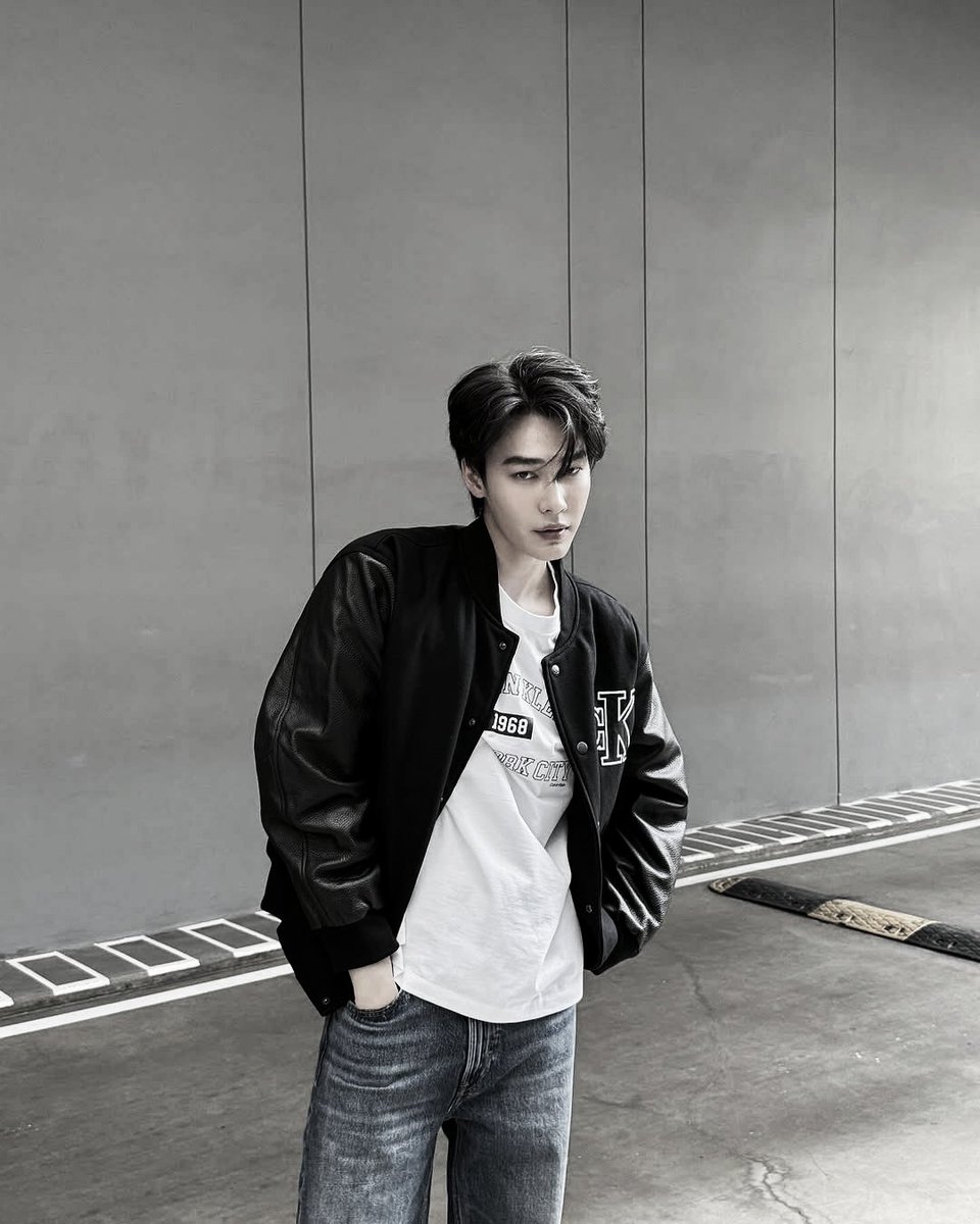 bxagas's tweet image. ︎︎ ︎︎︎ ︎︎︎ ︎
Hair? Effortless. Jacket? Stolen hearts. Mood? Somewhere between “don’t talk to me” and “say that again, but slower.” I don’t need to try hard, this energy does the heavy lifting.
︎︎ ︎︎︎ ︎︎︎ ︎