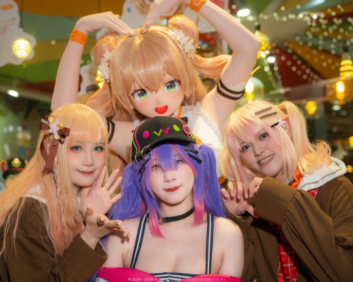 🧡
🧡💜🧡
トワ様、ねねちに囲まれてニコニコしてるの、天使すぎる૮ o̴̶̷᷄ ·̫ o̴̶̷̥᷅ ა

-
ひだりのねねち/ <a href="/rabbit_meow_/">兔紙🍑🥟</a>
まんなかのねねち/<a href="/Narukisako/">なる</a>
みぎのねねち/<a href="/sanseimikan/">ミカン🍑🥟</a>
トワ様/<a href="/shrimp_tmt/">ㄙˋ蝦仁鴨</a>
Photo thx/<a href="/_wsphoto/">Wesley Hsu</a>

#ねねアルバム  #TOWART 
#ねねねトワワ #コスプレ