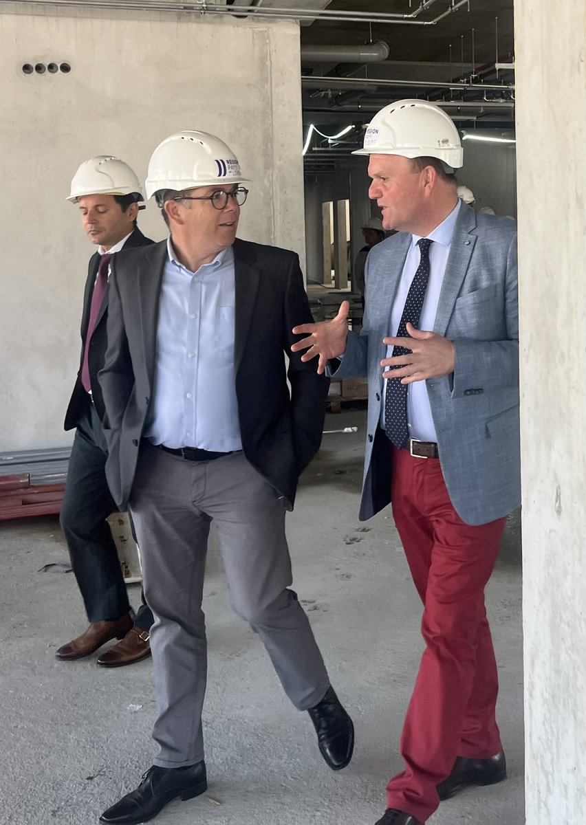 AndreMARTIN126's tweet image. Dans un an @paysdelaloire réceptionnera un nouveau lycée à #StPhilbertdeGrandlieu - une construction exemplaire sur le plan énergétique et environnemental dont nous avons découvert l’état d’avancement ce matin @JohannBoblin @SandraImperiale Stephan Bauge @AimerAgirPDL