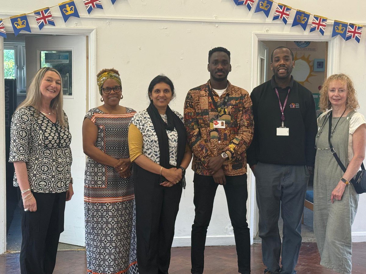 CllrDrManjuShahul (@manjushahul) on Twitter photo This Mental Health Awareness Week, our charity <a href="/MSHFoundations/">MSH Foundations</a> hosted a powerful Coffee with the Counsellor session alongside our amazing partners. Over 100 homeless people, refugees and asylum seekers came to collect the food and clothes. When two people were too anxious to This Mental Health Awareness Week, our charity <a href="/MSHFoundations/">MSH Foundations</a> hosted a powerful Coffee with the Counsellor session alongside our amazing partners. Over 100 homeless people, refugees and asylum seekers came to collect the food and clothes. When two people were too anxious to