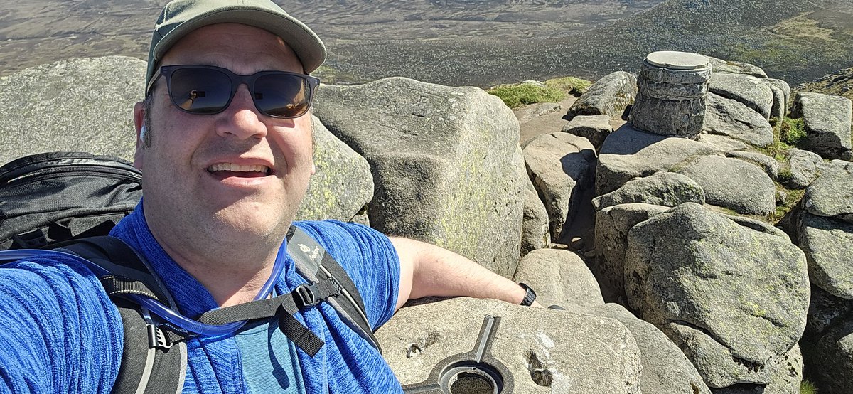 mcg1975's tweet photo. Lochnagar and Càrn a'Choire Bhòidheach completed. 2 down 3 to go on my May Munro Challenge for @changemh_    #ClimbForChange https://t.co/u2N8I35ZvI