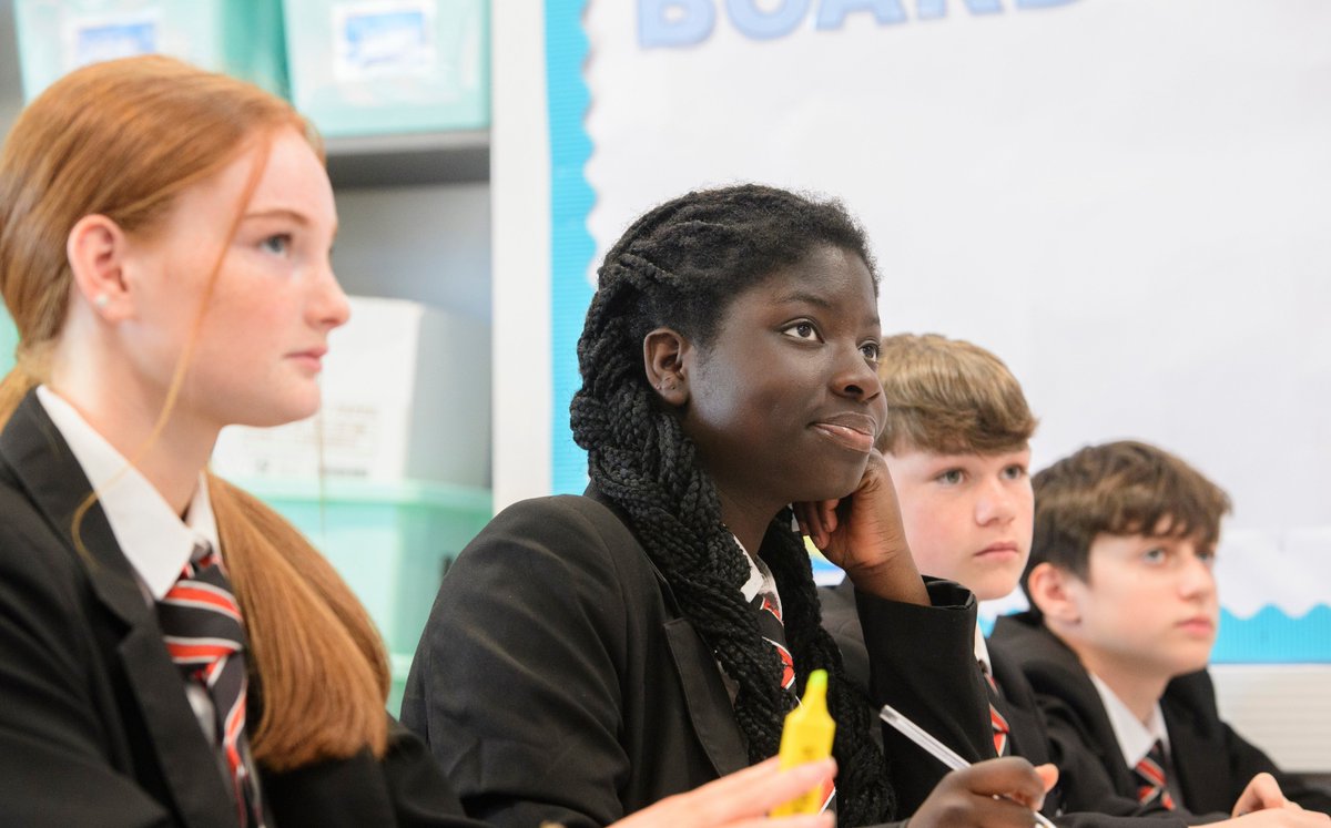 Job alert: We are looking to appoint a passionate and dynamic Maths Teacher for September. Due to deadlines, we are asking for applications by close of play Monday 19th May in order to interview at the end of next week. 

Please click the link below:
dretjobs.co.uk/vacancies/vaca…
