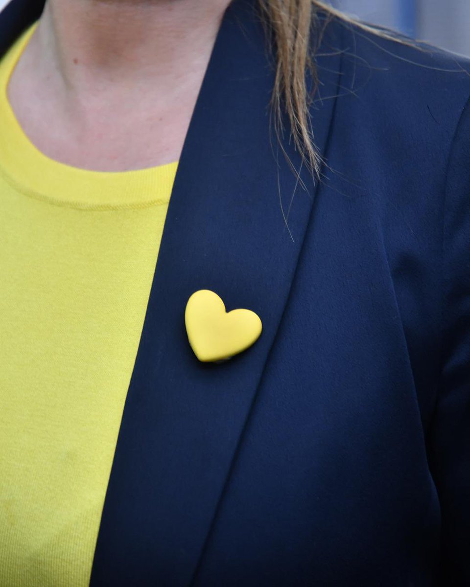Votá con el corazón 💛
#EsConLospennato 
#VotaPRO