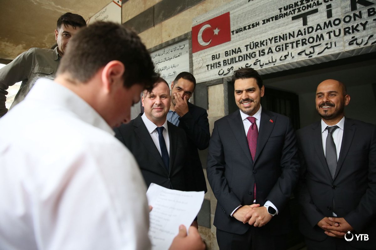 yurtdisiturkler's tweet photo. 🇹🇷🇱🇧 #Lübnan temasları kapsamında #YTB Başkanı @abdullah_eren, Aydamun Belediyesi’ni ziyaret etti.

Geçtiğimiz hafta sonu Belediye Başkanlığına seçilen Türkiye Mezunu Kemal Maksut’a hayırlı olsun dileklerini iletti, başarılar diledi. https://t.co/ye8cBjo6HE
