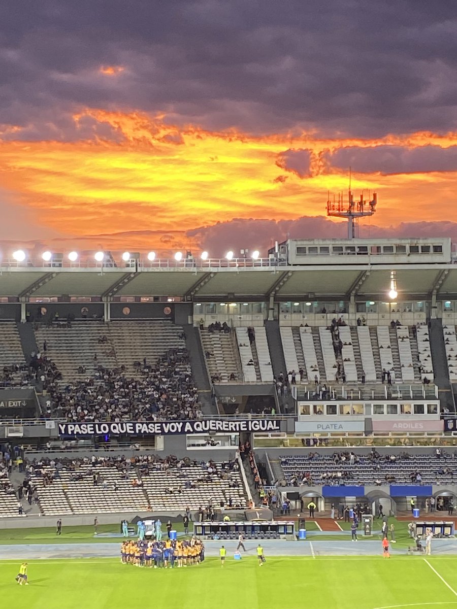 Gracias al <a href="/CATalleresdecba/">Club Atlético Talleres</a> por permitirnos disfrutar del partido de la Copa Libertadores, con nuestros jugadores de pensión!