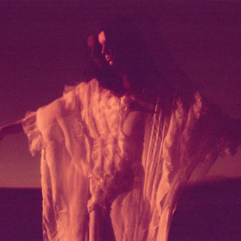 mixcloud.com/thesoundFM/ind… Indiescovery #97 includes a lovely big bunch of shoegazery from the likes of Waving Blue, Hongza and Velodrone…post-punk from L’Objectif, Equal Parts and Aerial Salad…and albums of the month from Pink Breath of Heaven (pic) and The Crystal Teardrop.