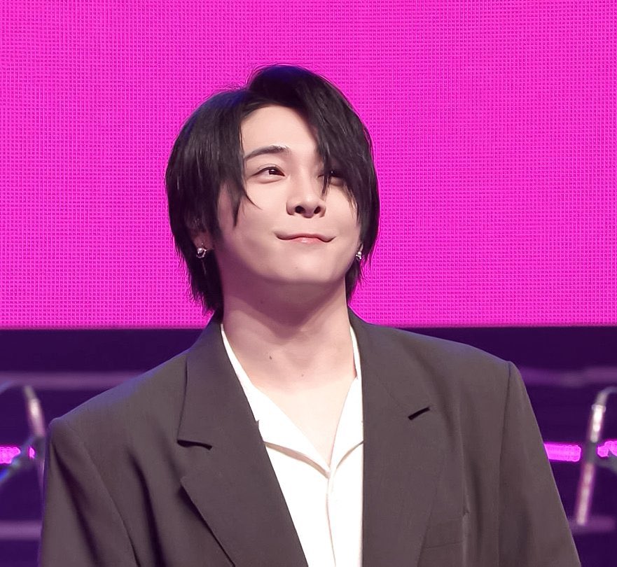 옴사맥 됐음
이 귀여운 애햄 누구야 ..