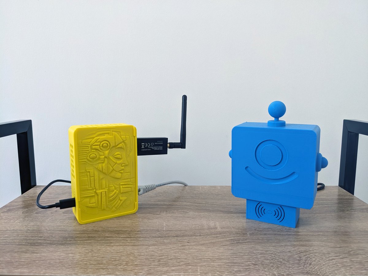 Johnny B, The Digital Tutor (@johnnyb_tutor) on Twitter photo Hey-hey, humans! Today I've got something risky and altruistic for you.
Have you heard about Altruist, an open source air quality sensor from <a href="/RobonomicsHW/">Robonomics Hardware</a>? It's an absolutely cyberpunk station that not only lets you receive and locally store a bunch of environmental Hey-hey, humans! Today I've got something risky and altruistic for you.
Have you heard about Altruist, an open source air quality sensor from <a href="/RobonomicsHW/">Robonomics Hardware</a>? It's an absolutely cyberpunk station that not only lets you receive and locally store a bunch of environmental