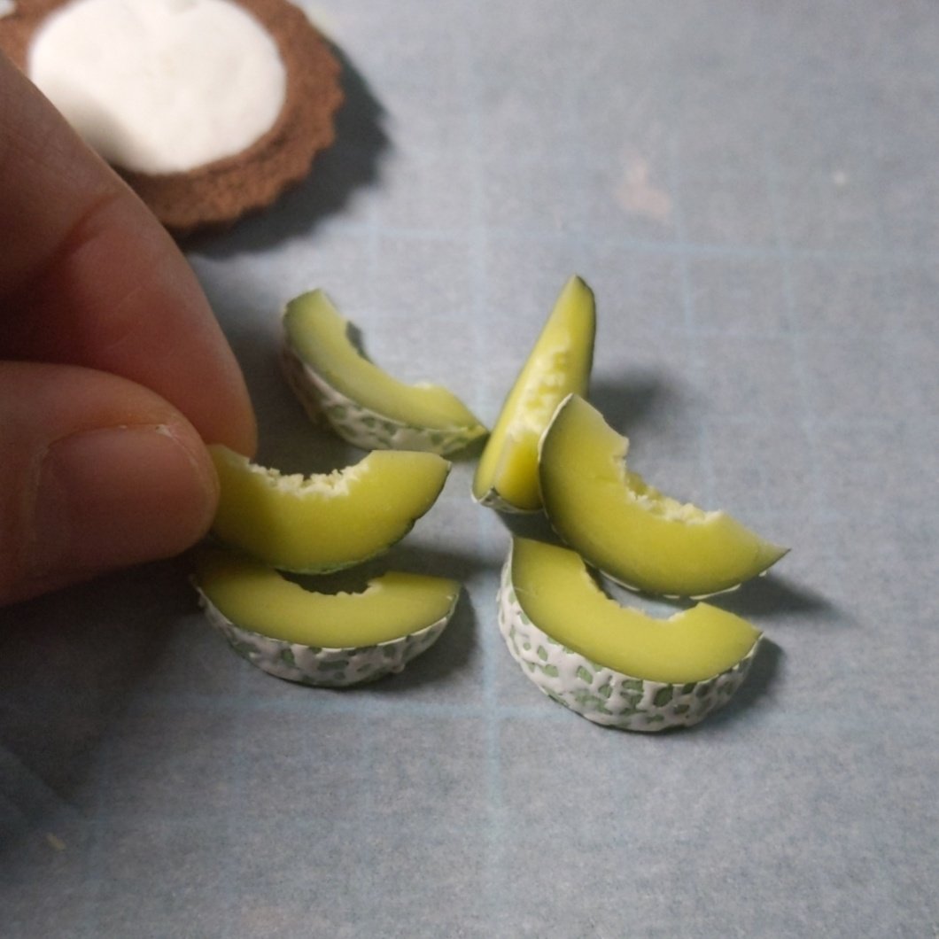 shiro_tetu_'s tweet image. メロン
作るのに一番手間がかかるパーツですがかなり重宝します