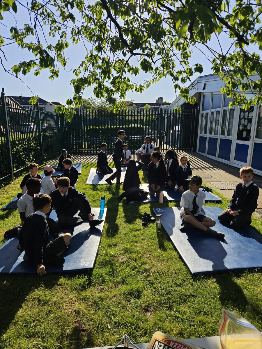 <a href="/ForwardAs1Trust/">Forward As One C of E Multi Academy Trust</a> <a href="/OoniHQ/">Ooni</a> A special well done to our Y6’s this morning. Breakfast pizzas courtesy of Mr. Morgan and his Ooni pizza oven. Thanks also to Mr. Alldred, Mrs Metcalfe and Mrs Patel for their help. 16 pizzas cooked and served by 8.55am! 👏👏👏