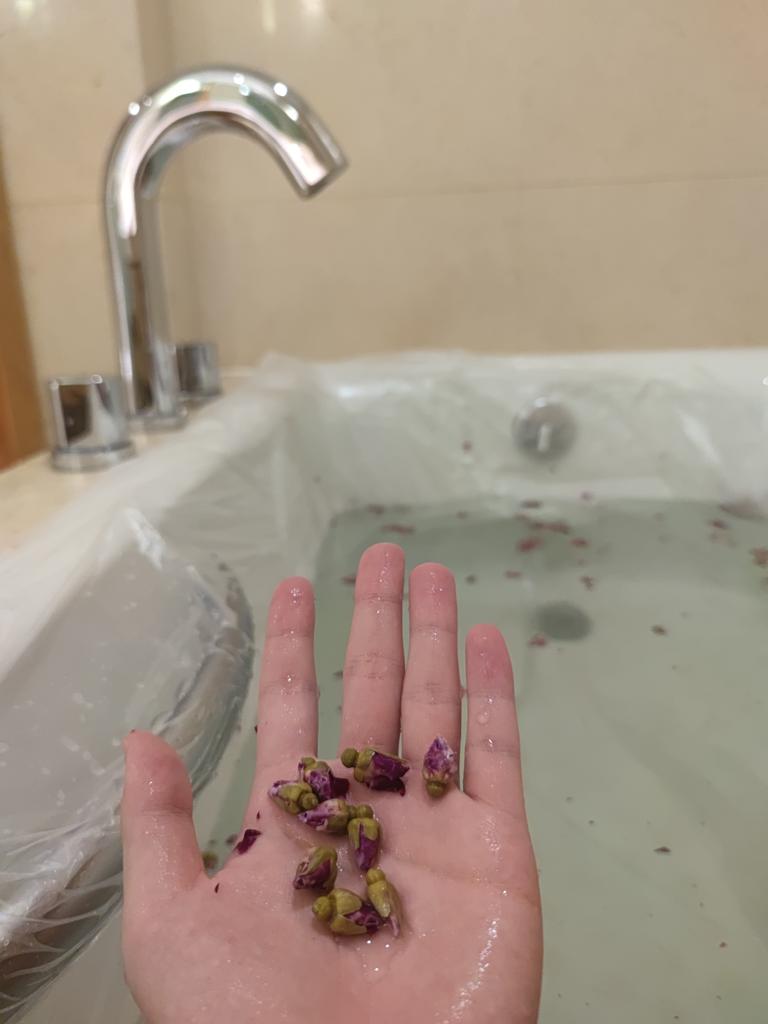 玫瑰花茶味不说气话