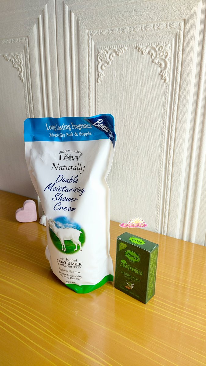 artmorise's tweet photo. Yang pingin punya badan cerah tapi suka males pakai bodycare, sini kumpul 🙋🏻‍♀️

Aku mau spill produk yang bisa mencerahkan badan untuk kaum mageran &amp; hemat budget seperti aku 🥰 https://t.co/NXBazK9TUi