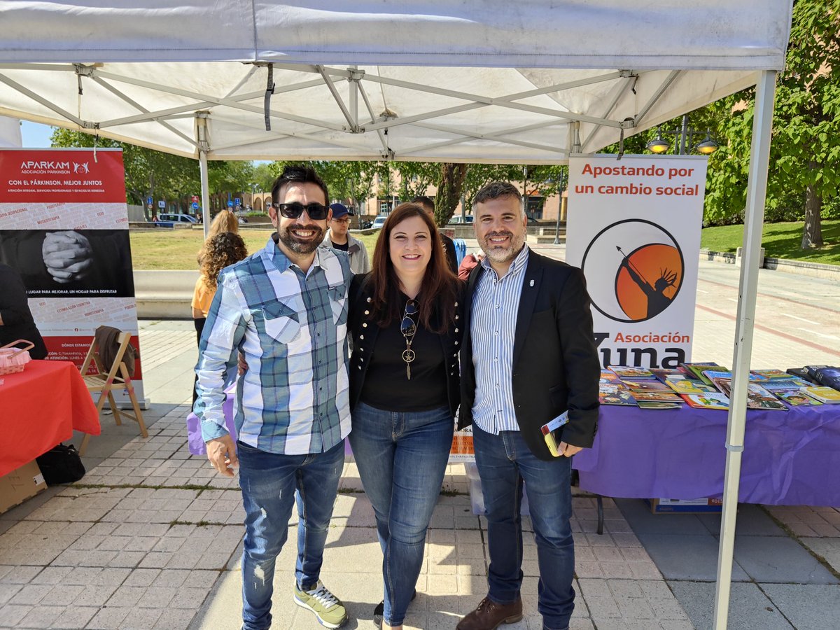 🙌*Mercadillo solidario por la semana de la discapacidad de Leganés*del <a href="/AytoLeganes/">Ayuntamiento de Leganés</a> 
Una mañana de visibilidad, concienciación y solidaridad. Hemos participado con artículos de nuestro #COFOIL Yuna. #EcoArmario  hechos por personas con discapacidad 📚♻️👜
 #discapacidad