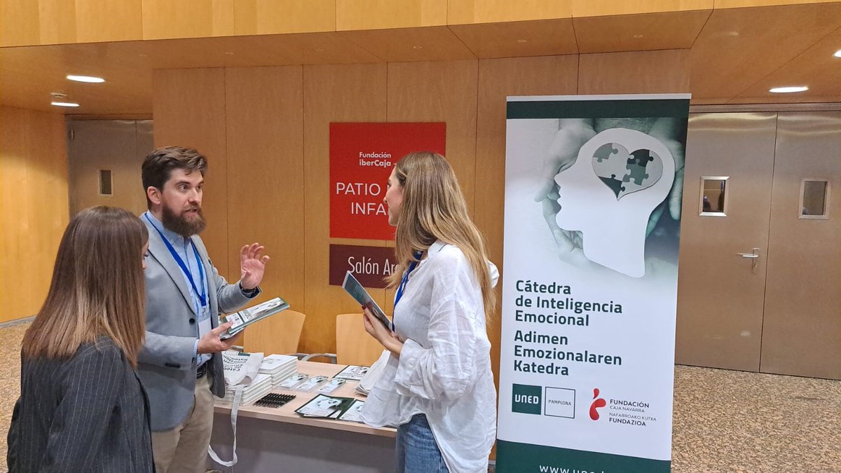 unedpamplona's tweet photo. 🏛️La Cátedra de Inteligencia Emocional @unedpamplona y @FundCajaNavarra, en el Congreso Internacional Inteligencia Emocional y Bienestar
👨🏫Participan Juan Carlos Pérez-González, Dtor. Científico Cátedra, y Luis Cortés, Secretario Gnal. Adjunto @unedpamplona
#emociones #CIIEB https://t.co/gGqD1ohi68
