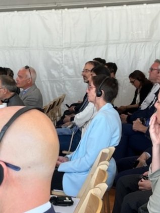 dumaschristine1's tweet photo. ⚡Présente ce matin à la pose de la 1re pierre du projet d’interconnexion Golfe de Gascogne, en tant que suppléante d’@diaz_edwige.
Un projet au service de Bruxelles, pas des Français.
Le @RNational_off dit NON à cette atteinte à notre souveraineté énergétique. https://t.co/broA7bNWuS