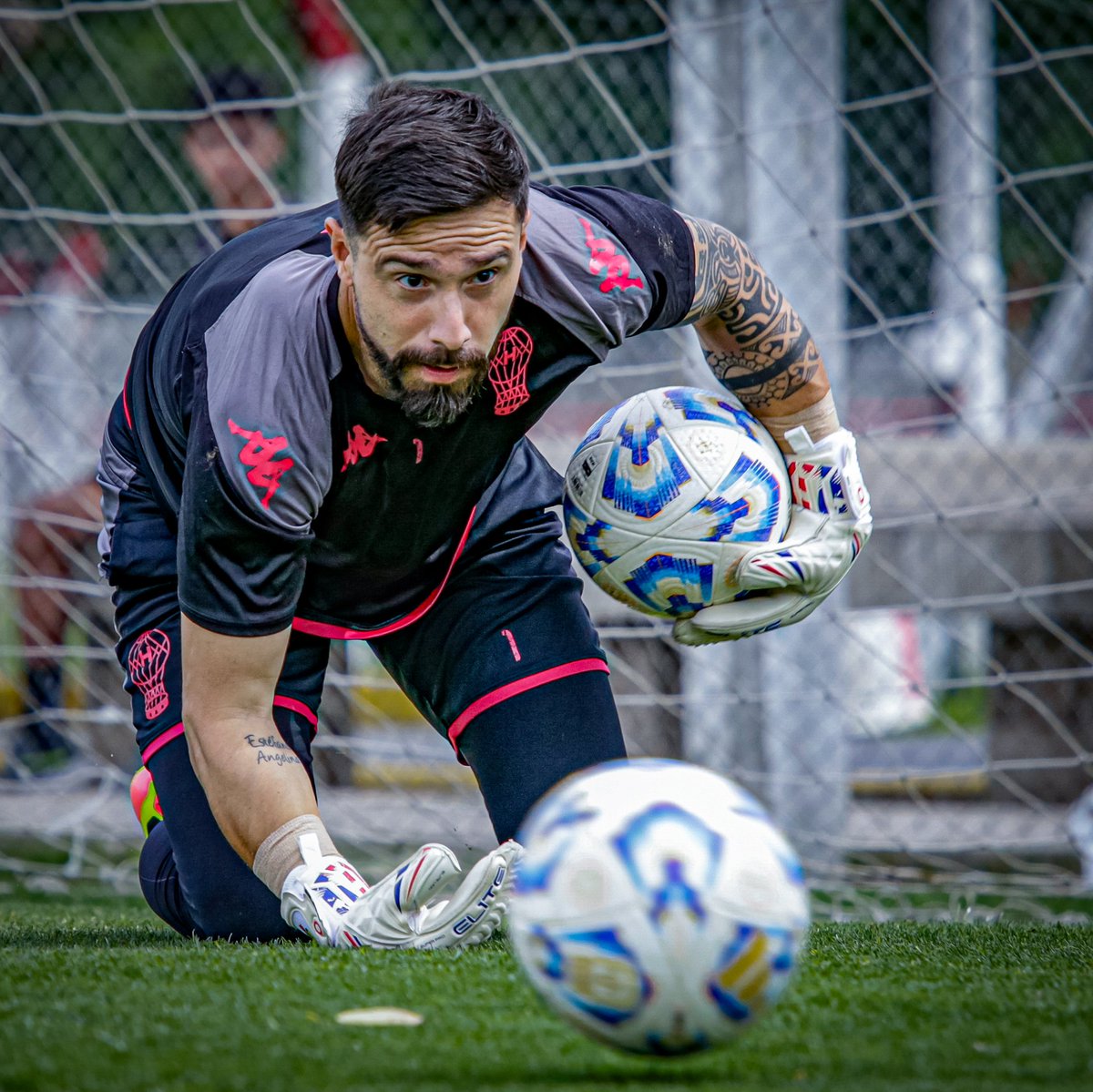 CA Huracán tweet media