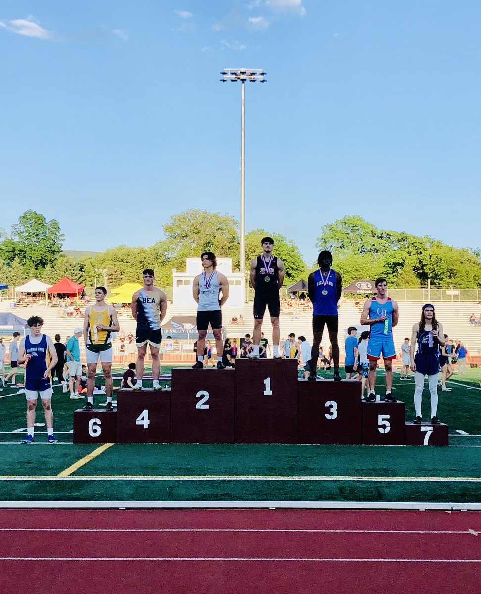 jaspershepps's tweet image. Took home some medals these last 2 days from the District 6 Track and Field Championships!! Finished 2nd in high jump. Wasn’t what I wanted but I’ll be ready for states!! Took home 1st in the 110H with a time of 14.99 and 1st in the 300H with a PR of 39.85! Made states for all 3…
