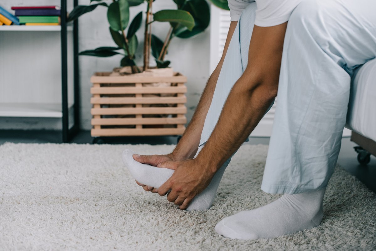 Gout is no walk in the park! But you can treat it early to prevent attacks and joint damage. Work with your VA provider to create a care plan that fits your needs.

Find tips for relief and prevention on #MyHealtheVet: myhealth.va.gov/ss20221116-liv…
