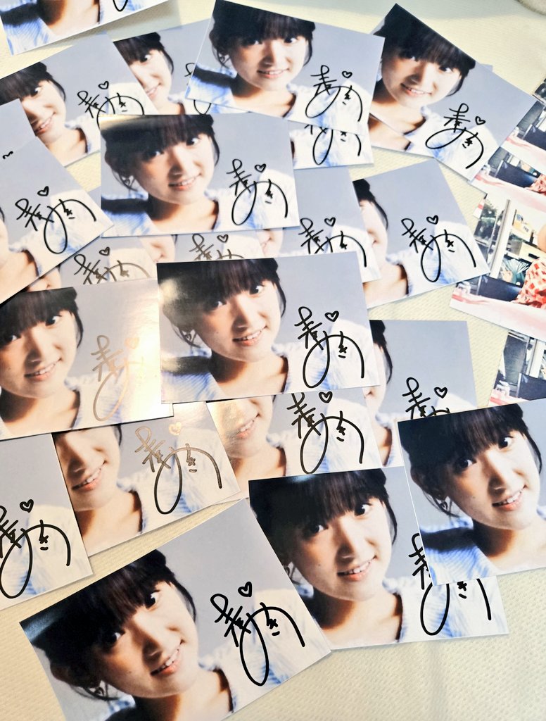 プレゼントのプリントカードにサインを入れました😆💖あらためて幼児の