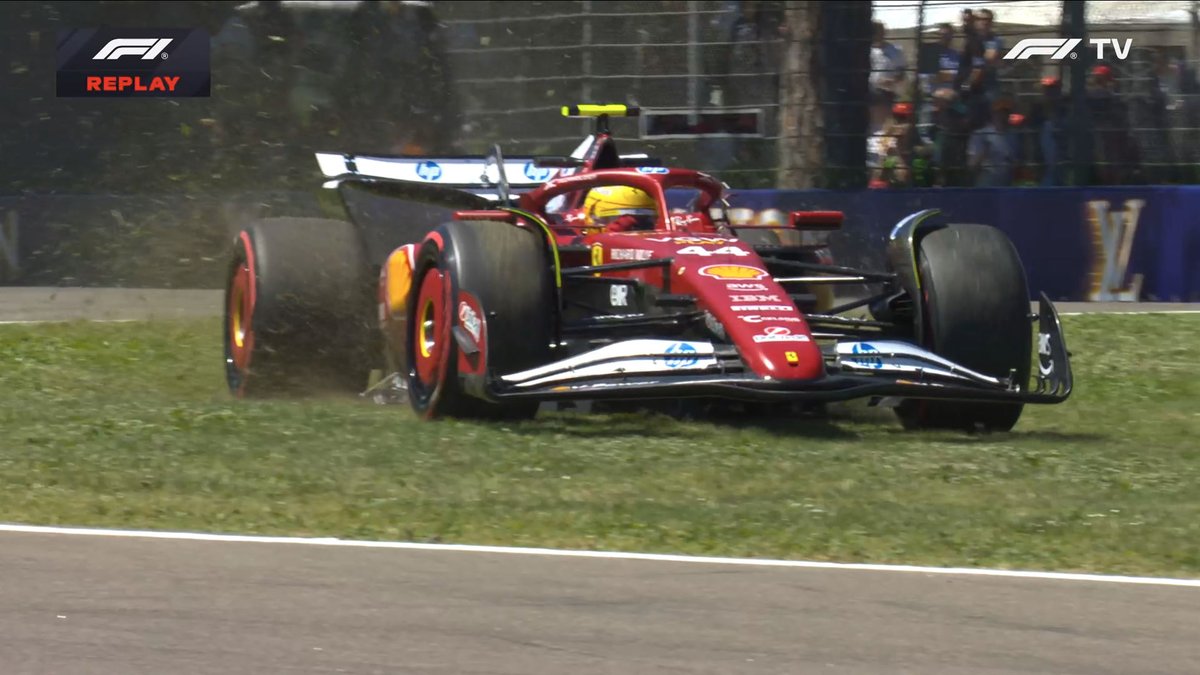 f1speed_indo's tweet photo. Kuda cari rumput. https://t.co/MZXZN10tTJ