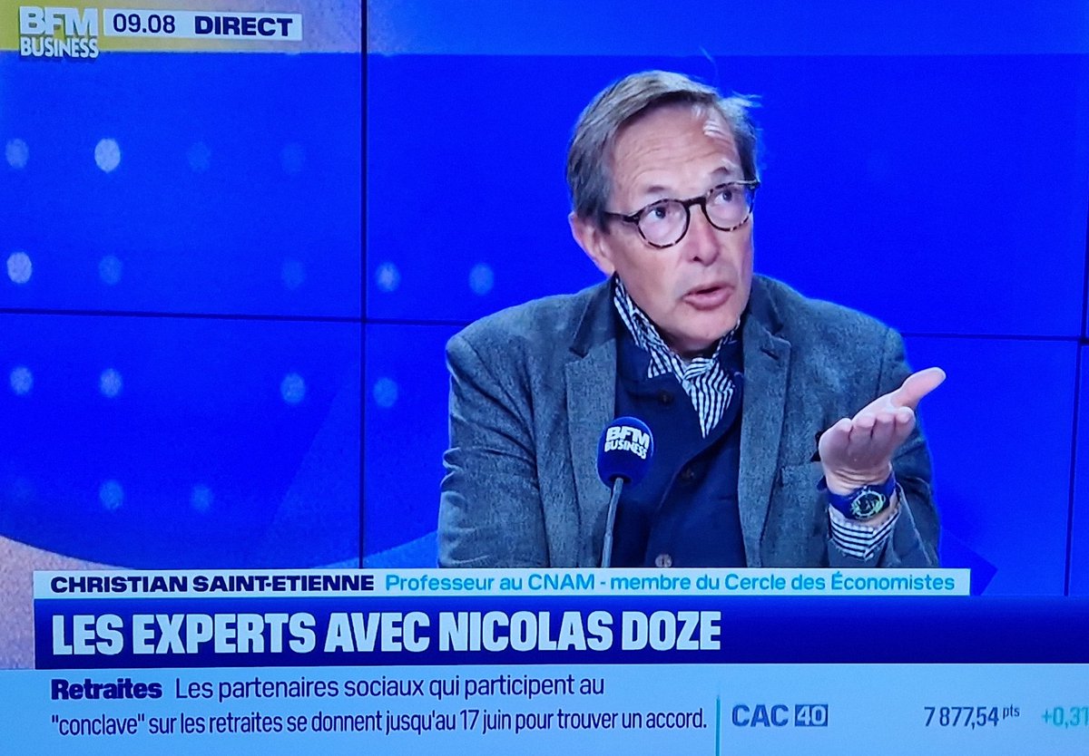 Bernard_Monot's tweet photo. 🚩Face à la réalité de la débâcle économique de l'UE🇪🇺 & au risque de #banqueroute de la 🇲🇫dans la Zone Euro,la classe des économistes patientés fait enfin consensus sur la ligne #patriotique du @CercleNatEco
✅️Chez @NicolasDOZE, @ChrisSaintEtien soutient mon plan "BRUXIT" (cf. livre 2019) ! @bfmbusiness @afpfr