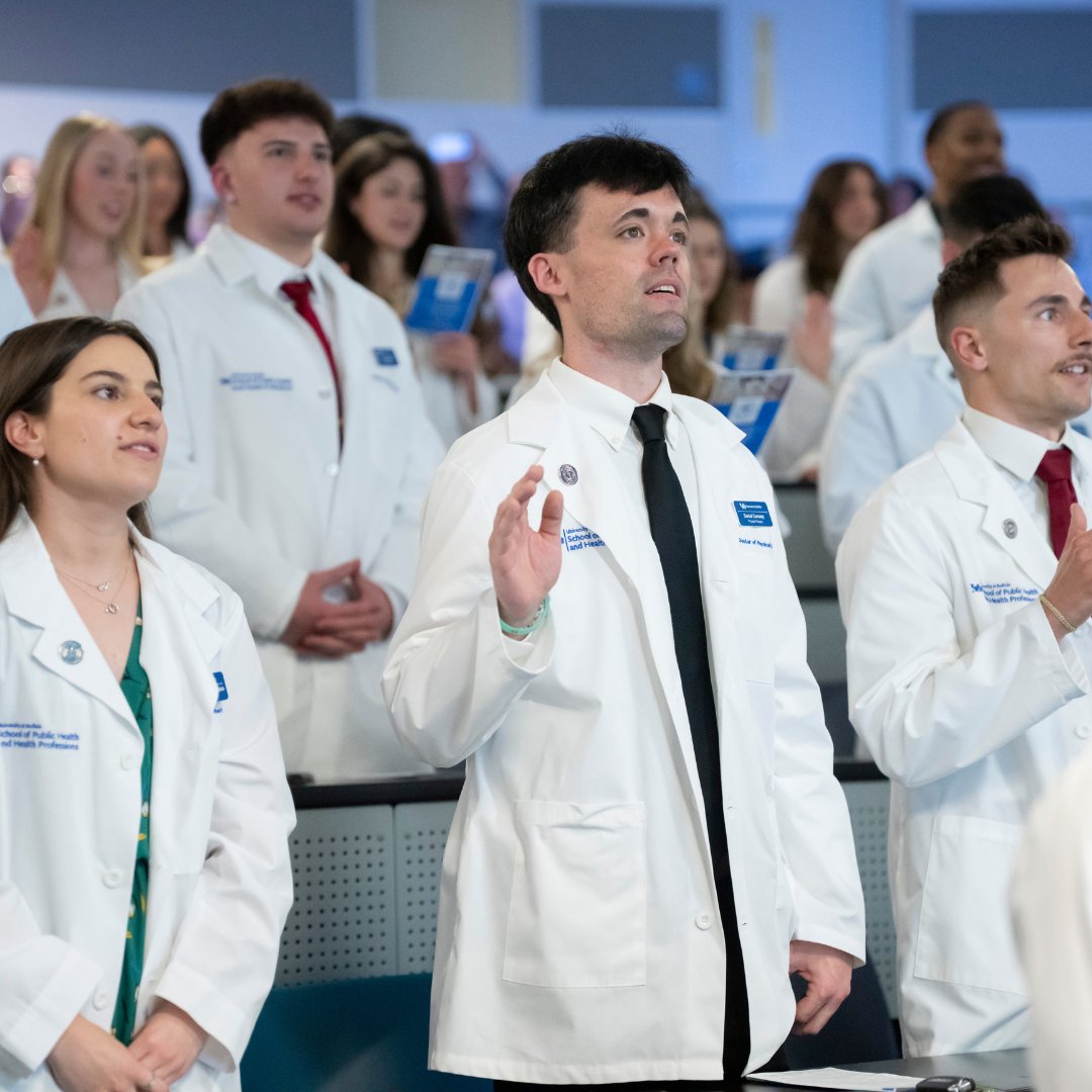ubsphhp's tweet image. With white coats and full hearts of determination, the #UBSPHHP DPT class of 2027 steps into their next roles as future physical therapists! The annual White Coat Ceremony signifies the transition from the classroom to the clinic for students in health care professions.