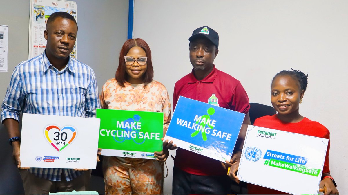 Green4Light's tweet photo. GreenLight Initiative visited the office of the Permanent Secretary, Federal Ministry of Transportation, to strengthen ties on advancing safe, inclusive, and sustainable mobility in Nigeria. Discussions focused on prioritizing pedestrian and cyclist safety, particularly...👇👇
. https://t.co/58ueG2KmgO