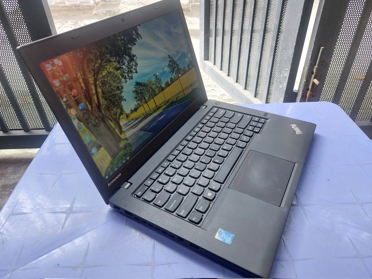 Laptop NiNa tweet media
