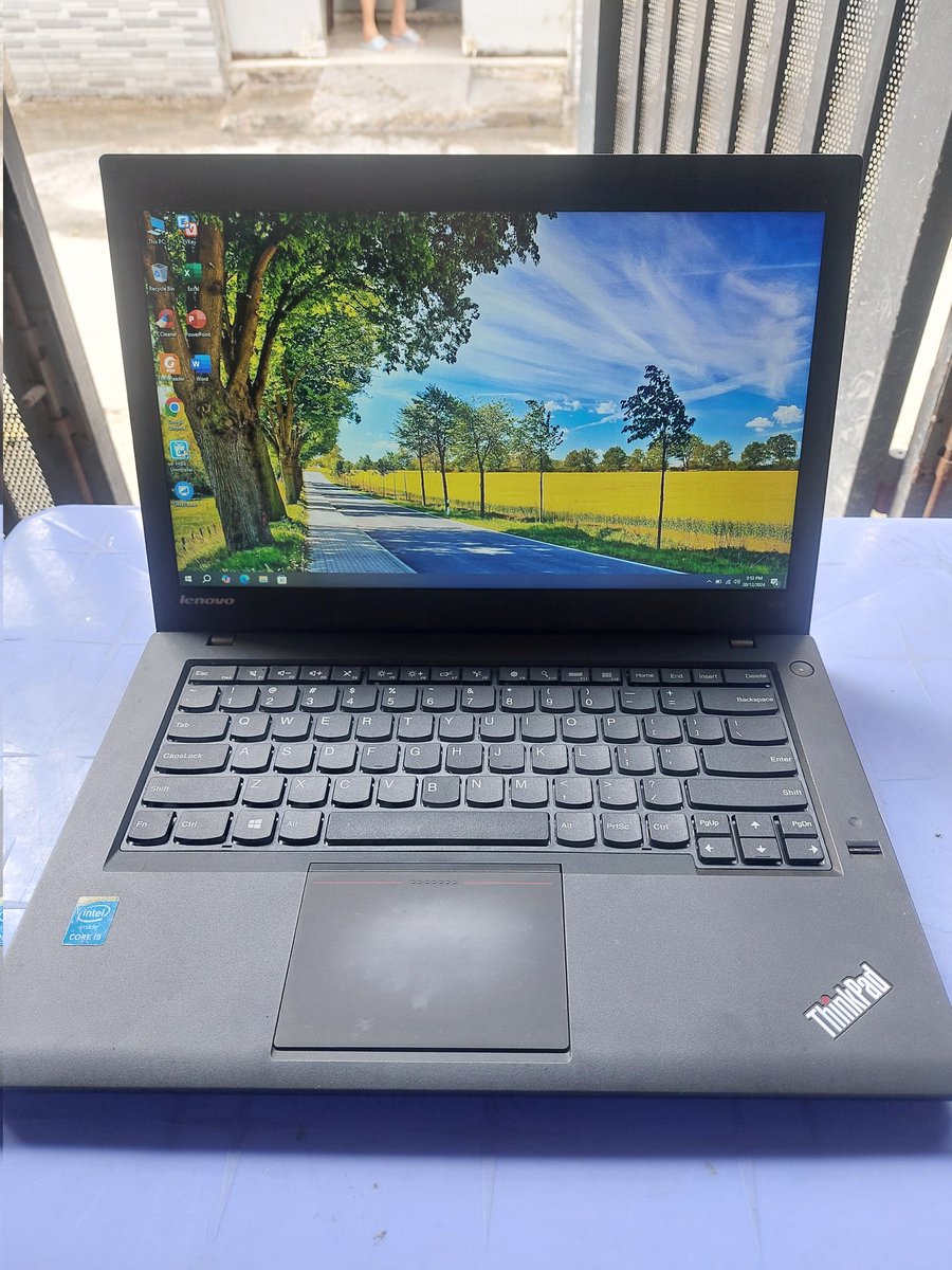Laptop NiNa tweet media