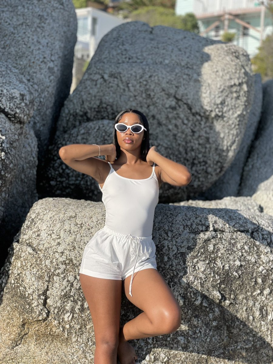 ASotuku's tweet photo. Beach days🤍
#cputcreatives
#cputmedia https://t.co/HA82KVMHbl