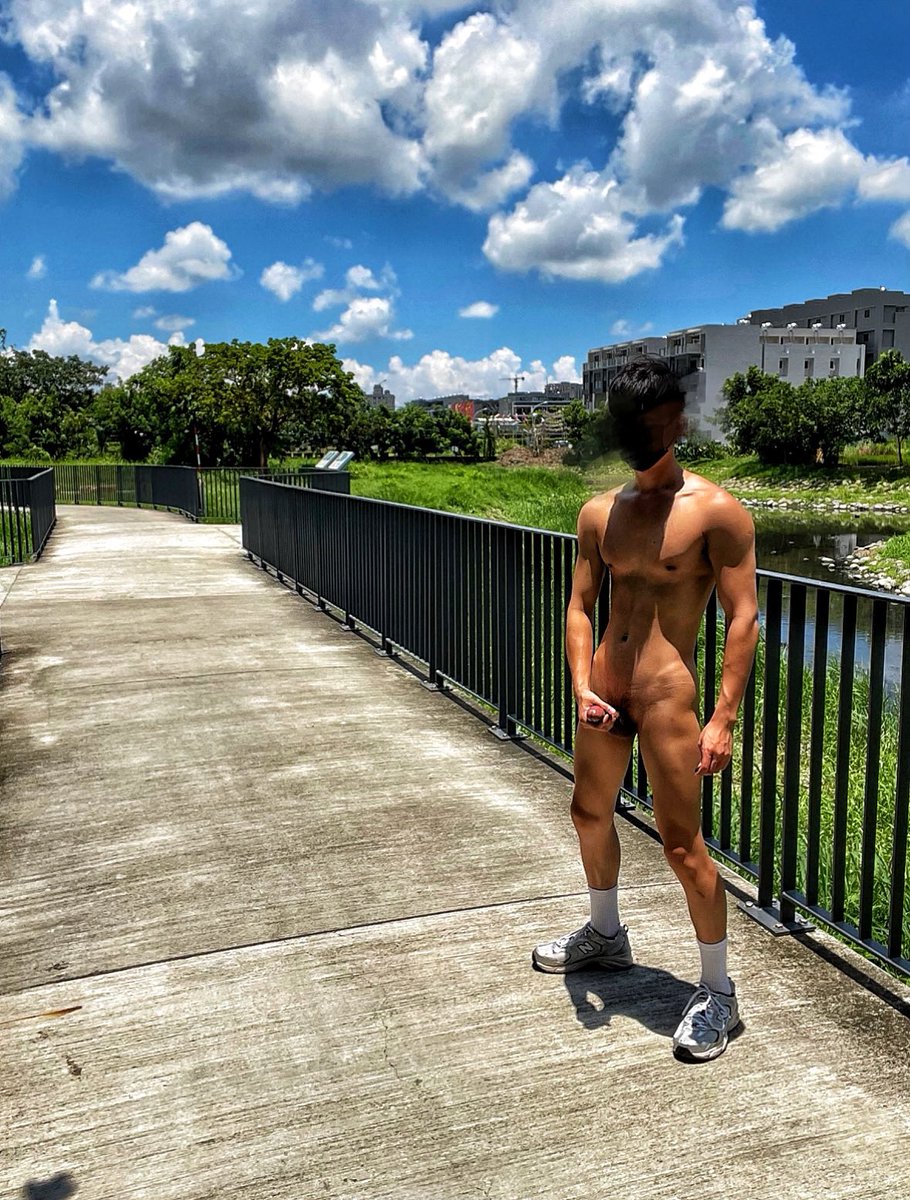 去年夏天的殘影
今年再來拍個幾張好作品🫢🔥