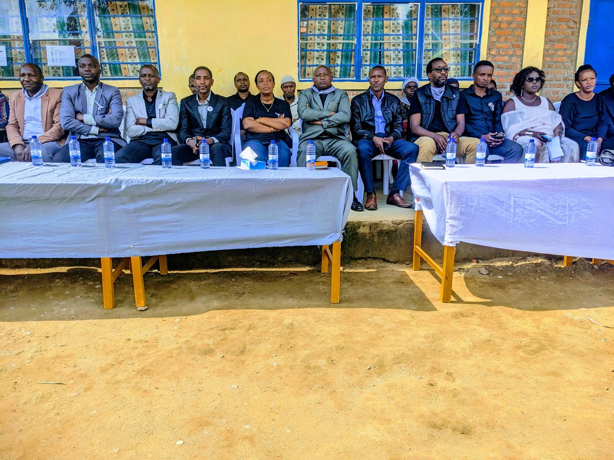 <a href="/RugereroS/">Rugerero sector</a>,Ikigo cy'amashuri cya GS Nkama abanyeshuri, Abarezi,Ibuka,inzego z'ubuyobozi,iz'umutekano,Imiryango yabuze ababo  n'abaturage bari mu gikorwa cyo kwibuka abarezi n'abanyeshuri bishwe muri Jenoside yakorewe abatutsi muri Mata 1994 n'igikorwa cyitabiriwe na Es w'Umurenge