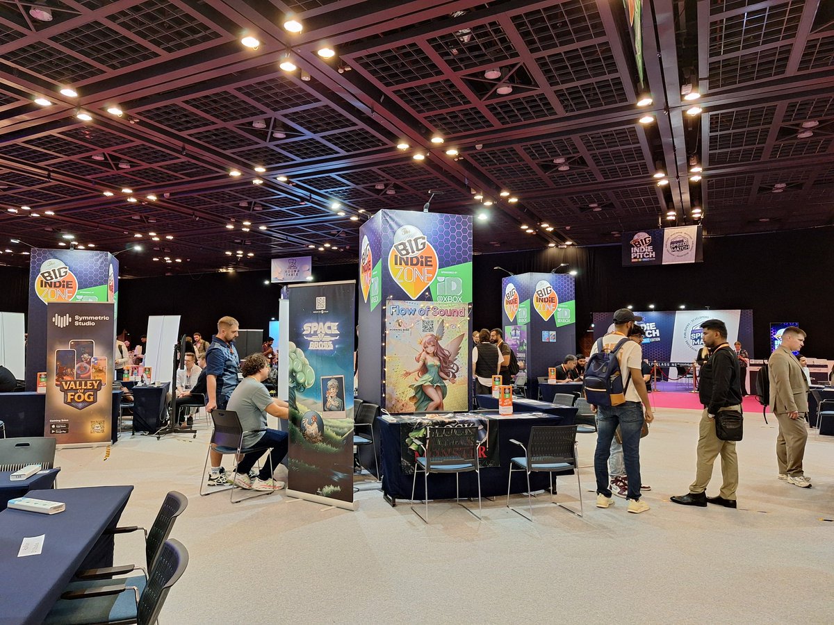 MorningBirdCDN's tweet photo. Dubai GameExpo Summit 2025 부스 전시 잘 다녀왔습니다
두바이에서 많은 분들이 저희 퍼즐 게임 Flow of Sound를 플레이해주셨어요!
음악과 색의 흐름 속에서 퍼즐을 풀며
중동, 유럽 분들의 감사한 피드백도 가득 받았습니다

#FlowOfSound #DubaiGameExpo2025 #IndieGame  #GameDev #두바이게임쇼 https://t.co/55XybCXKDx