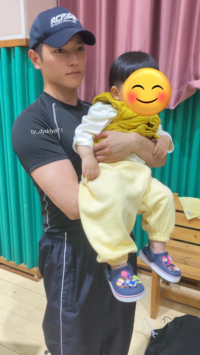 ty_dyddyd71's tweet photo. 아기, 툥프가 되 https://t.co/tcurJWscBR