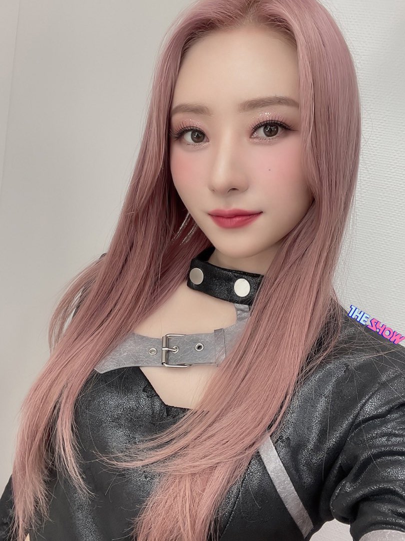 𝐃RΣΔ𝑀ΣRS. ︎✺ tweet media