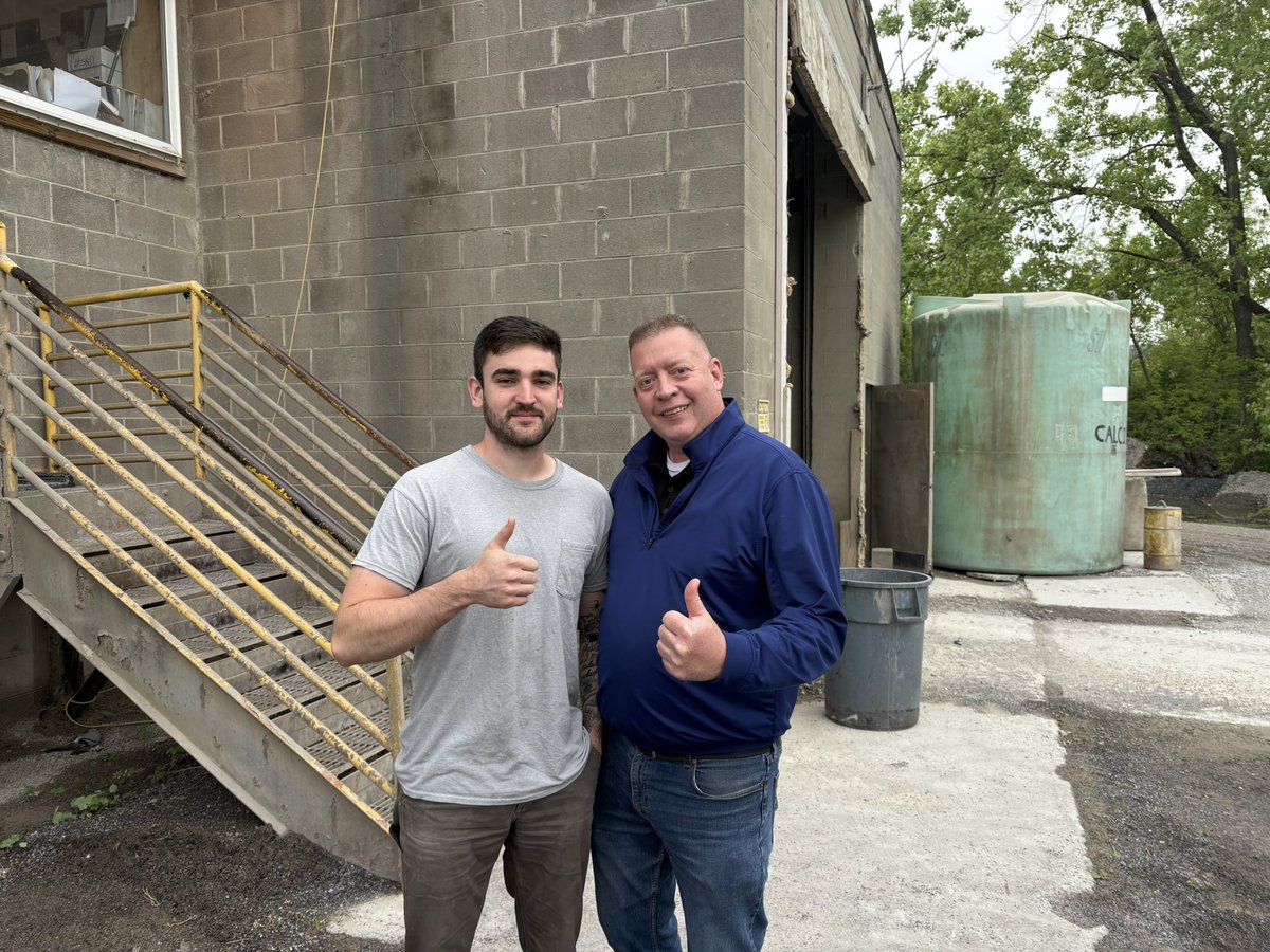 Cranesville Catskill Teamsters getting the job done! <a href="/KoniszewskiStan/">Stan Koniszewski</a> #Teamsters