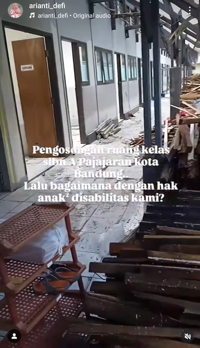 Yang benar saja, masa SLBN A di Bandung digusur dan akan dijadikan sekolah rakyat? Bukan begitu caranya membangun sekolah rakyat. Apalagi SLBN A Bandung dikenal sebagai SLBN tertua di Asia Tenggara. 

Nafsu cari lahan buat sekolah rakyat tapi gusur rakyat. Gak pantes kalean urus