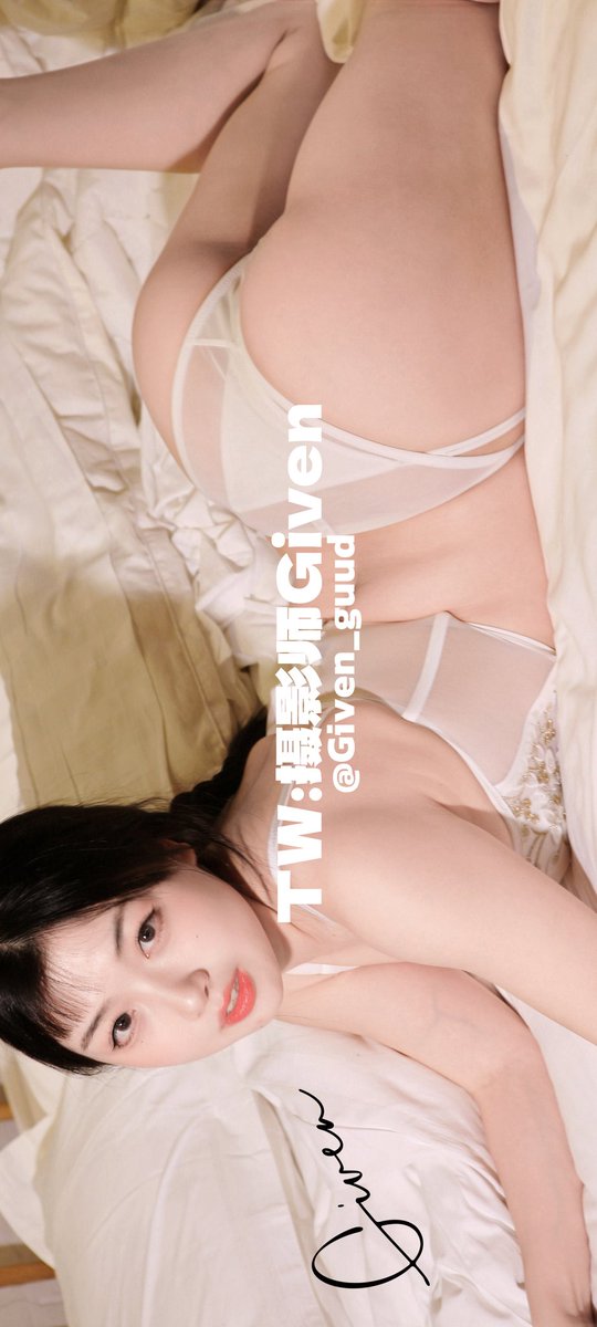 这样的女朋友在家等你，你几点回家
#南京私房 #南京约拍 #南京摄影 #私房写真 #私房摄影 #私房约拍 #私房拍摄 
投稿：
@007share 
@Fengsiyuan 
@tbzt2024 
@wqganenshi_ https://t.co/Y5bTnEJ4lG