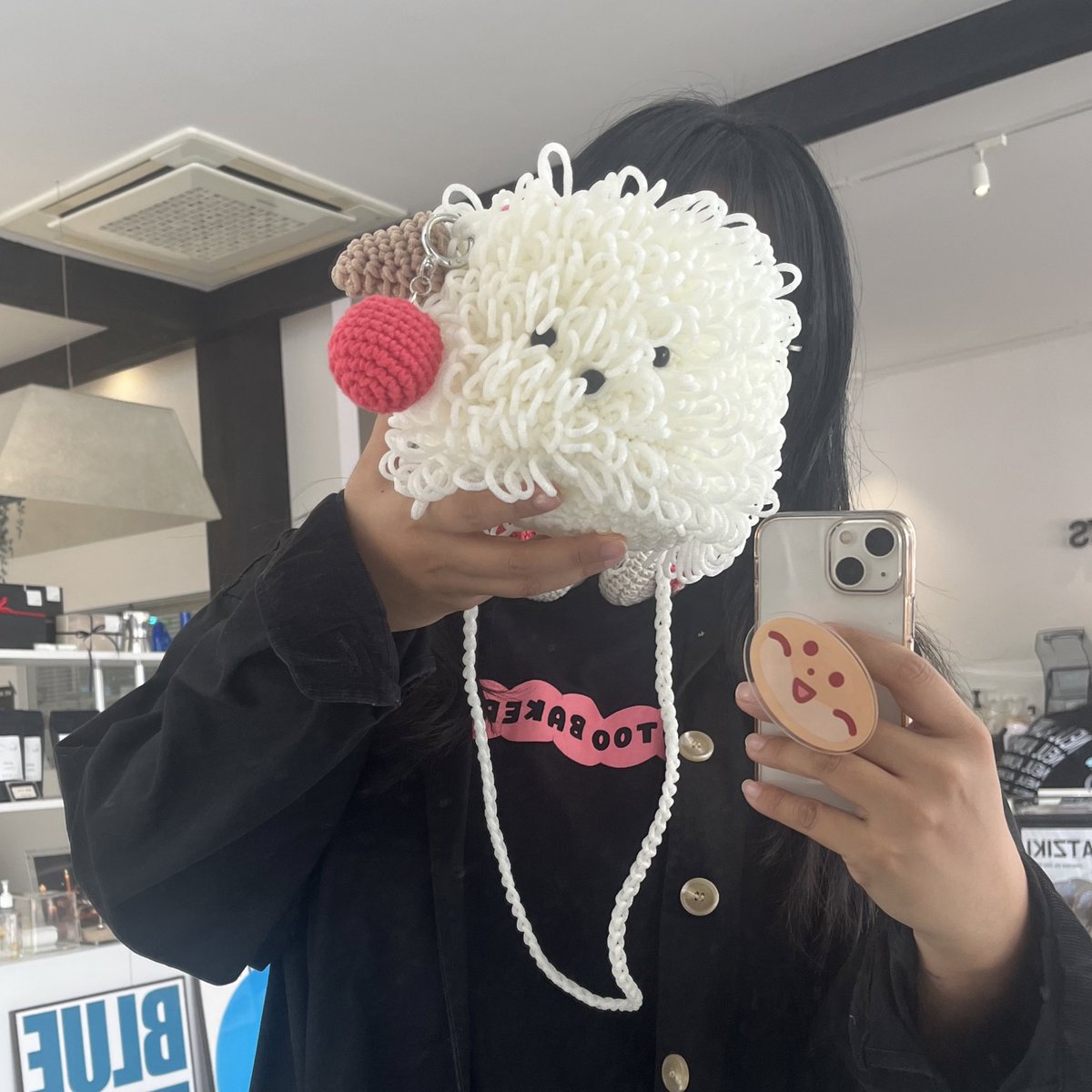 웃기는 가방을 만드는 것을 좋아해요!