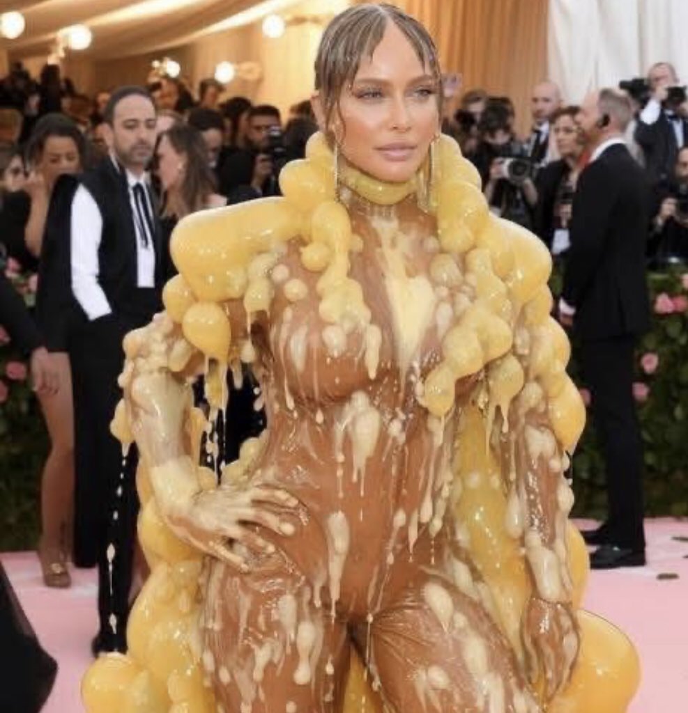 Amei esse look futurista caldo de costela fria parece que os cardiologistas criaram uma nova tendência “sopa de culpa’.”