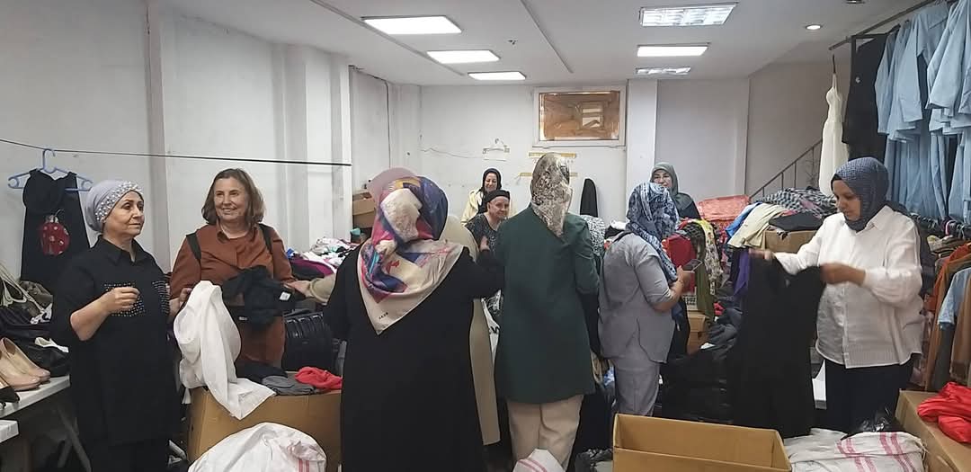 Zeytinburnu Yardımlaşma ve Dayanışma Derneği olarak, Zeytinburnu Nuripaşa Mahallesi 65. Sokak No: 81/A adresinde Büyük bir özveriyle Hazırladığımız kermesimize tüm dostlarımızı, gönül verenleri ve Hayırseverleri davet ediyoruz.

Zeytinburnu  Yardimlaşma Dayanişma Derneği