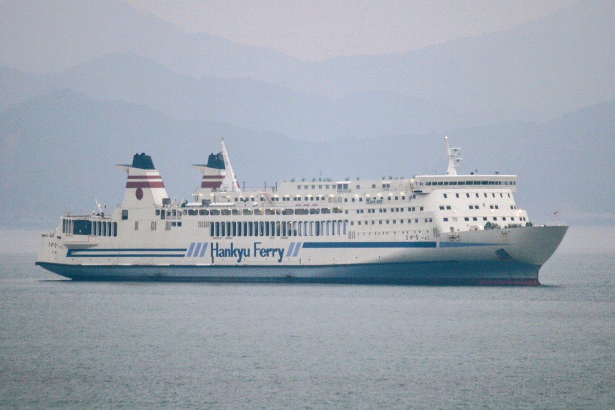 sealionships's tweet photo. #見た人も何か無言で今は無い船をあげる https://t.co/49ZuNYEOWd