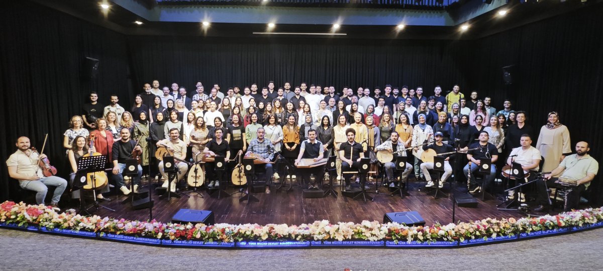 5. Türk Müziği Günleri, sanat dolu bir haftanın ardından Mülaki-3 konseriyle final yapıyor!

Türk müziğinin ruhunu hissetmek ve bu özel geceye tanıklık etmek isteyen tüm sanatseverleri bekliyoruz.

⏰20.00

📍 NEÜ Nezahat Keleşoğlu Konferans Salonu