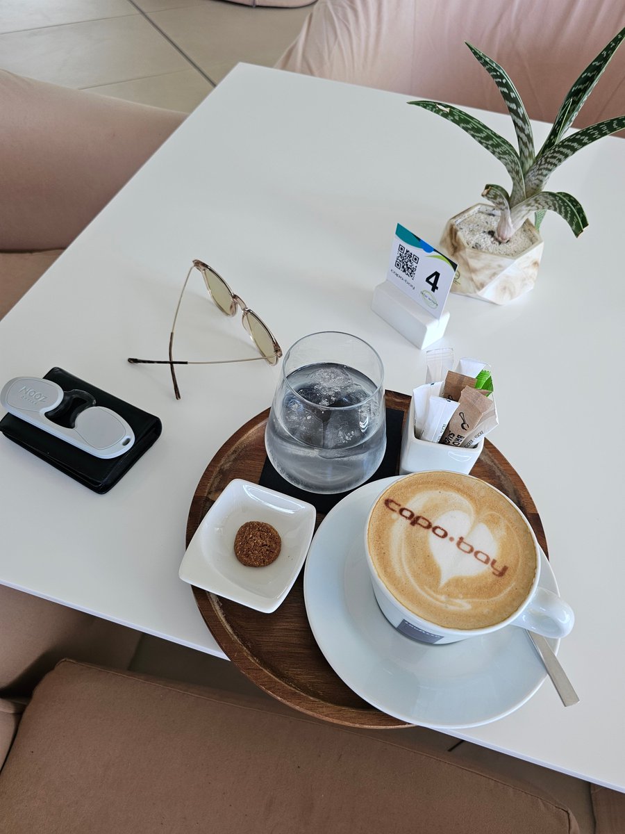 Καφεδάκι φίλοι μου; 😎
#CoffeeTime #Cyprus