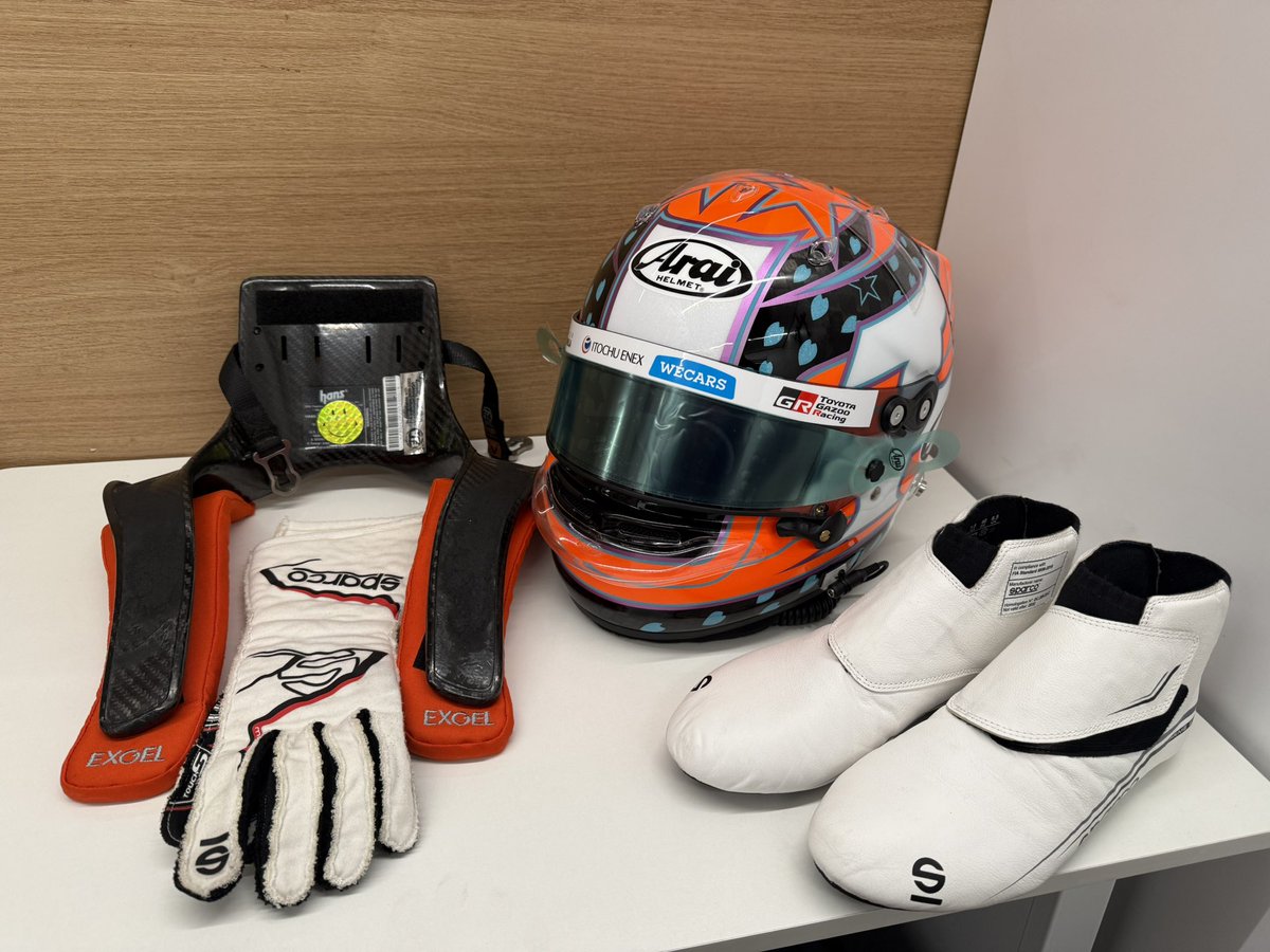 新しいレーシングギアと共に頑張ります。💪
いつもサポートして頂きありがとうございます。

#アライヘルメット
#ドレスアウト
#エンパイヤ自動車
#EXGEL