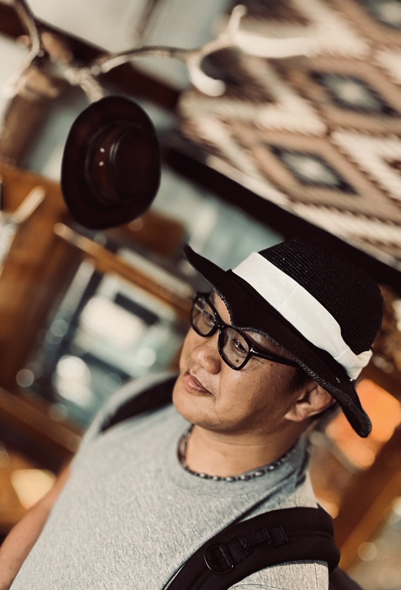 hazard_holiday's tweet photo. Last Paradiseブランドより
新たにHATシリーズが登場しました。
その中のひとつ「RAFFEA HAT 」をお迎えいただき、心より感謝申し上げます。
これからの季節、日差しの中でも心地よく過ごせる相棒となりますように。
@TakashiKikutani
#帽子
#hat
#ラフィア
#LastParadise https://t.co/2L8KqBghuI